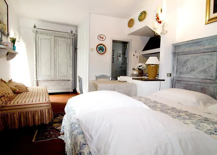 Panzió Torre Di Palme B&B